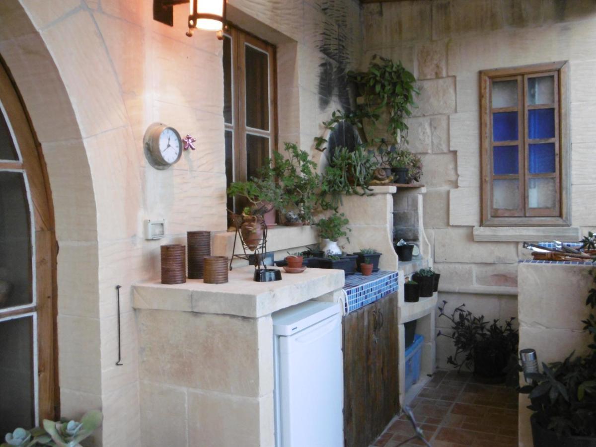 Maxija B&B - Palm Għarb Esterno foto