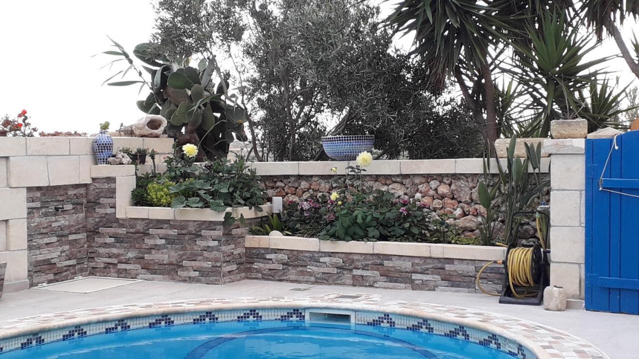 Maxija B&B - Palm Għarb Esterno foto